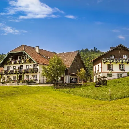 Wohlfuehlbauernhof Bambichlhof *