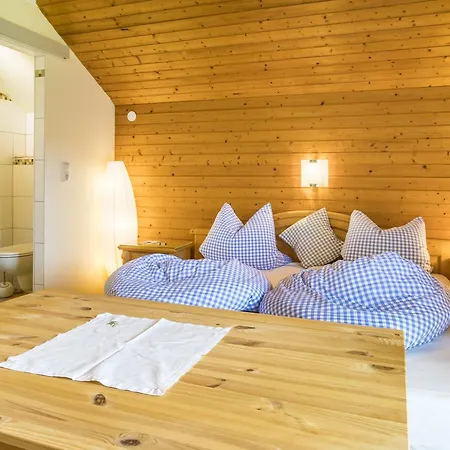 瓦豪富尔堡尔恩豪富巴姆比豪富酒店 农家乐 湖滨福煦