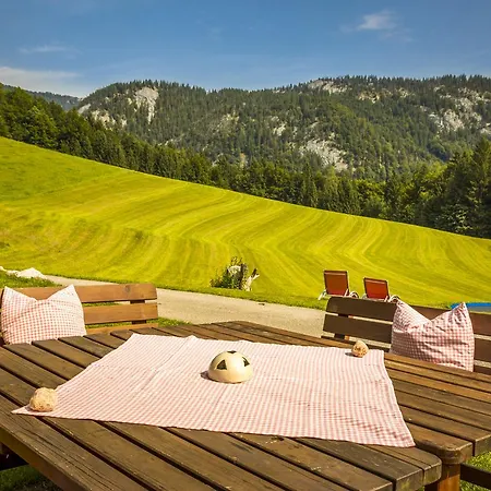 瓦豪富尔堡尔恩豪富巴姆比豪富酒店