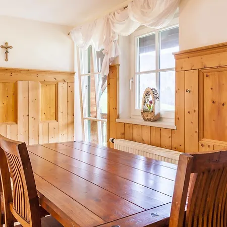 瓦豪富尔堡尔恩豪富巴姆比豪富酒店 农家乐 *