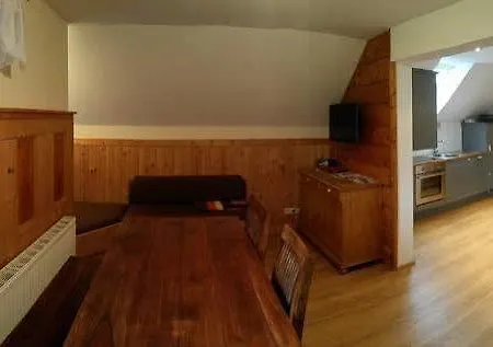 瓦豪富尔堡尔恩豪富巴姆比豪富酒店 农家乐